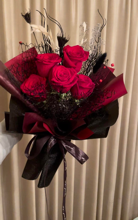 Dark Element Fresh Roses Bouquet