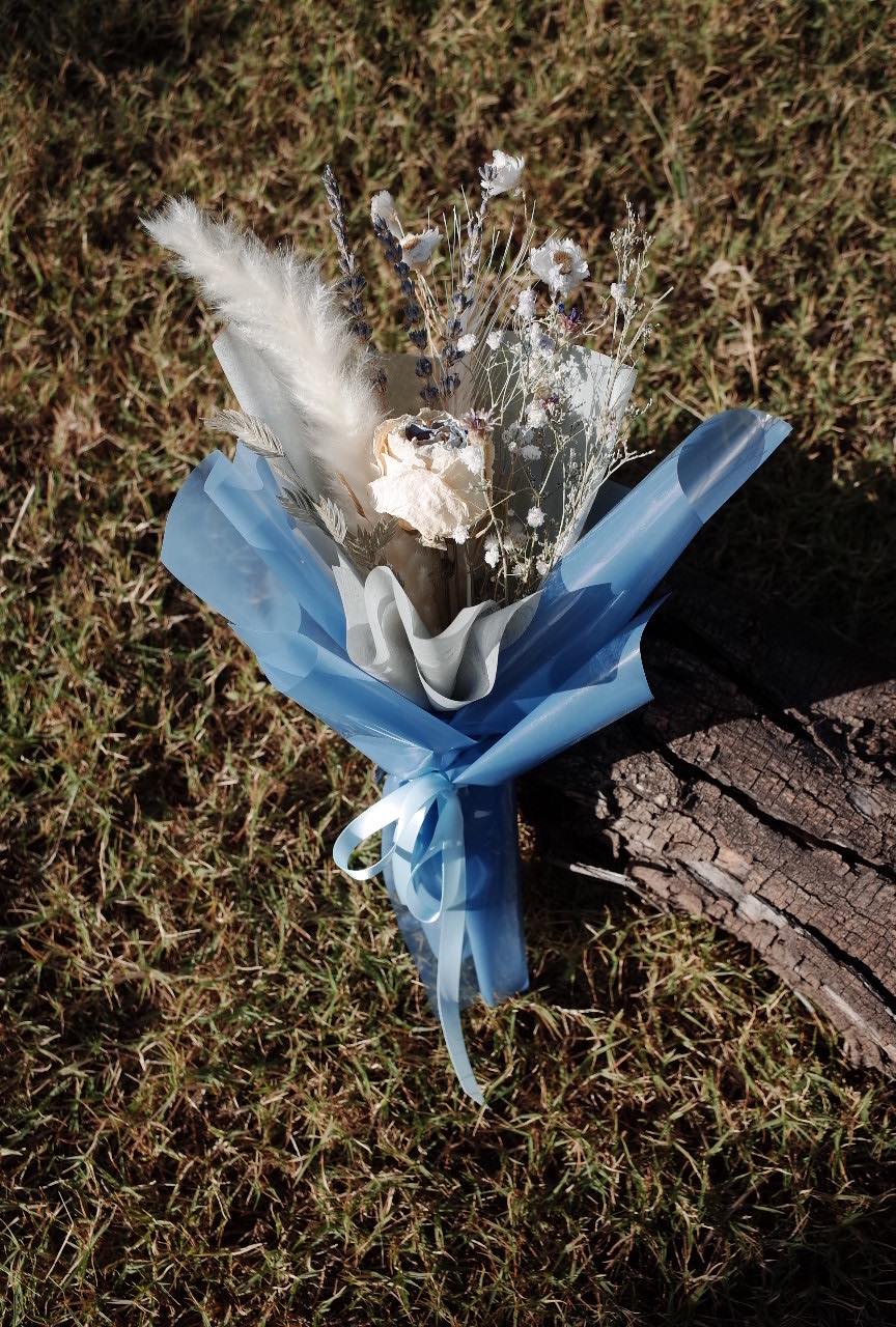 Dry Flower Bouquet - Blue